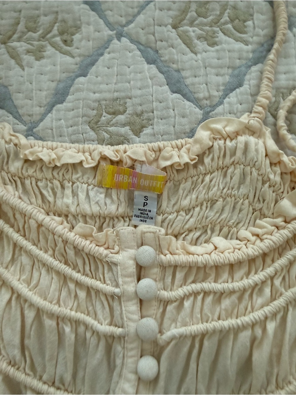 Urban Outfitters Chelsea Linen Ruched Cami size SP - Picture 3 of 3